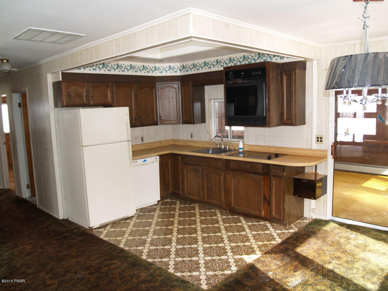 102 Ferris Road Hawley, PA 18428 - Photo 2 of 14 Gallery Image 2