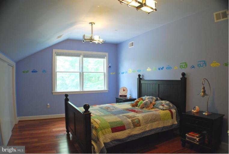 5231 Gunpowder Road Fairfax, VA 22030 - Photo 14 of 30 Bedroom #3