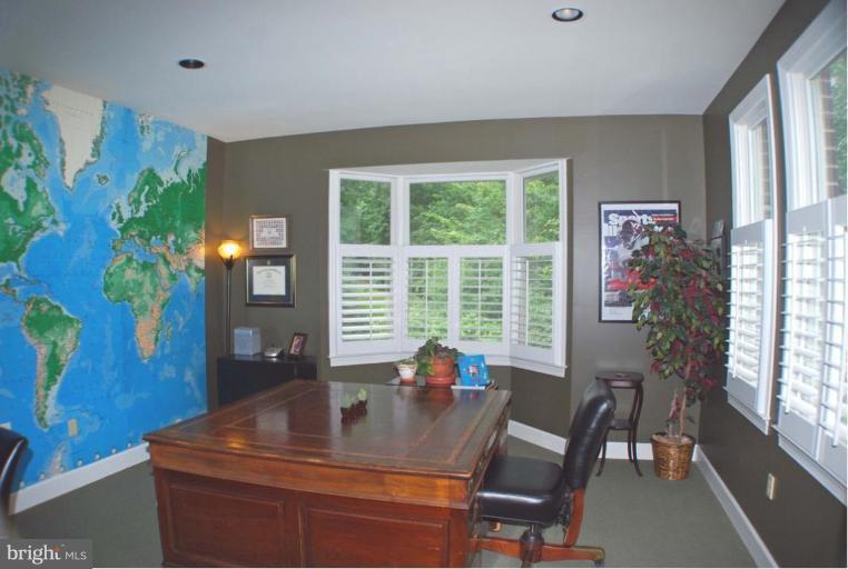 5231 Gunpowder Road Fairfax, VA 22030 - Photo 10 of 30 Study