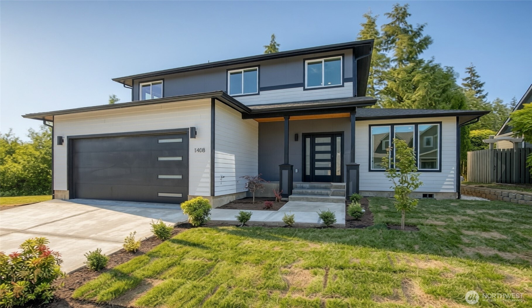 1408 Grays Pointe Lane Aberdeen, WA 98520 - Photo 2 of 32