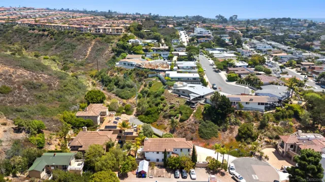 $2,699,000 | 1040 Van Nuys Street, San Diego, CA 92109