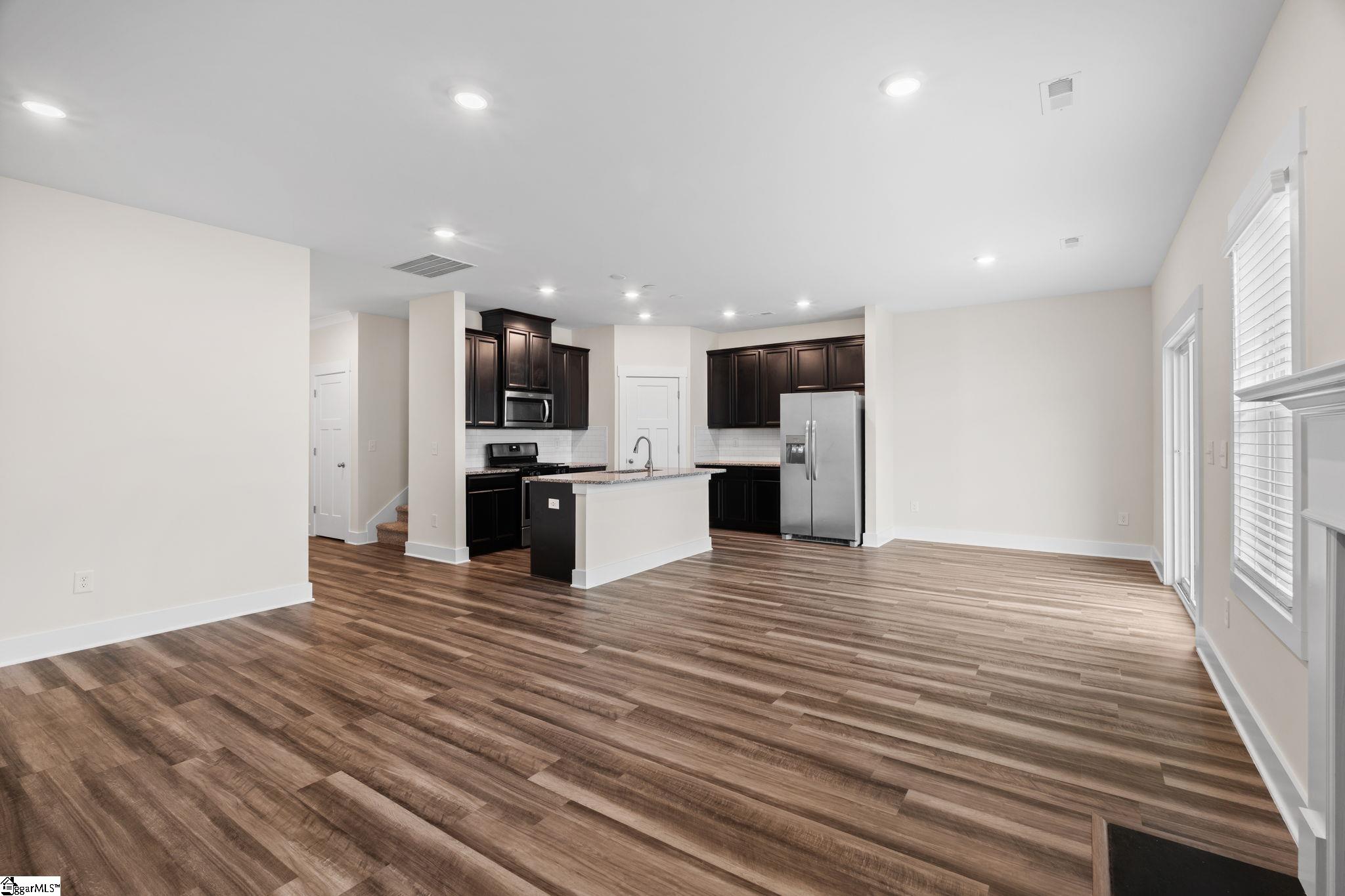 216 Pewter Circle Simpsonville, SC 29680 - Photo 3 of 49