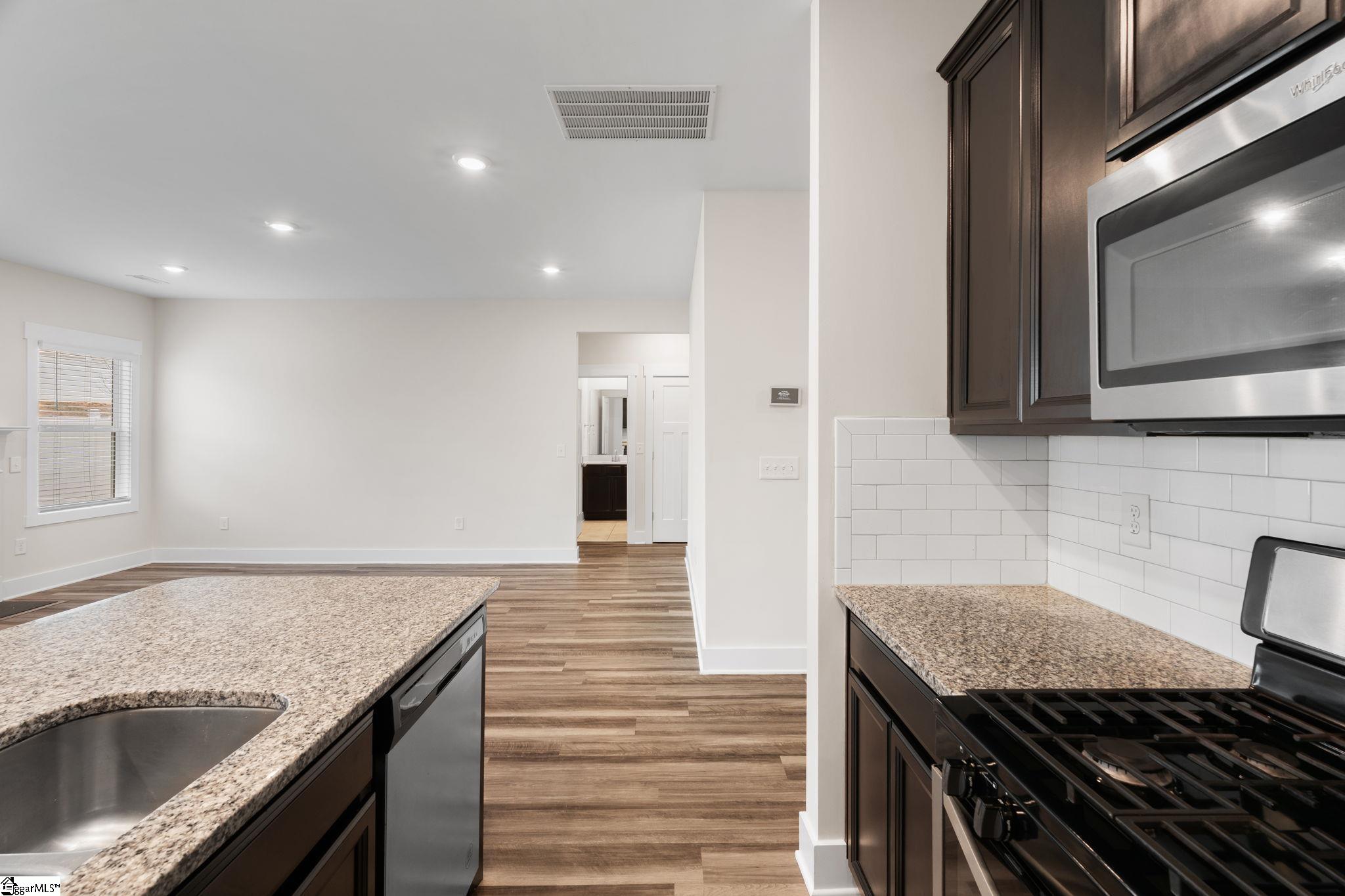 216 Pewter Circle Simpsonville, SC 29680 - Photo 7 of 49