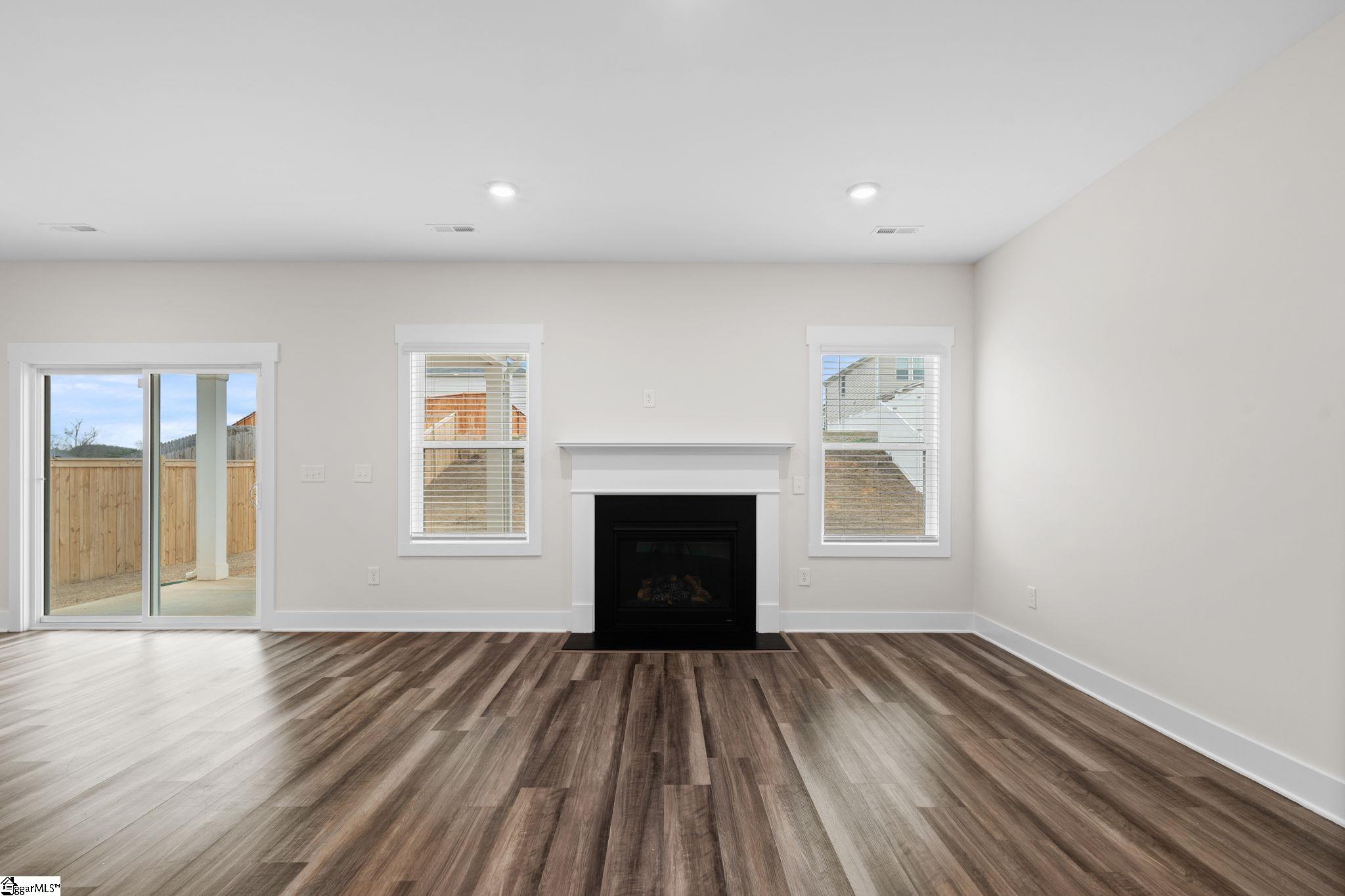 216 Pewter Circle Simpsonville, SC 29680 - Photo 9 of 49