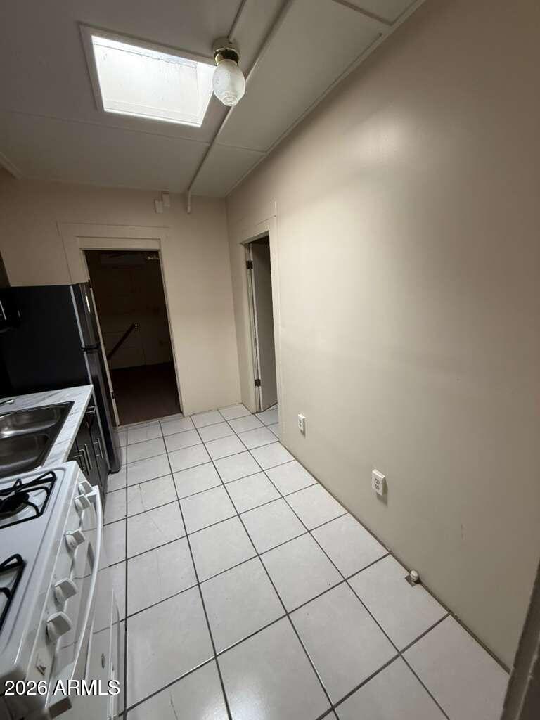 830 East 9th Street, Unit 3 Douglas, AZ 85607 - Photo 9 of 17 a view of an empty room