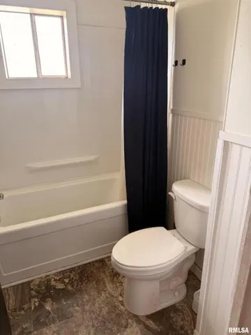 $62,000 | 210 West Lincoln Street, Harrisburg, IL 62946