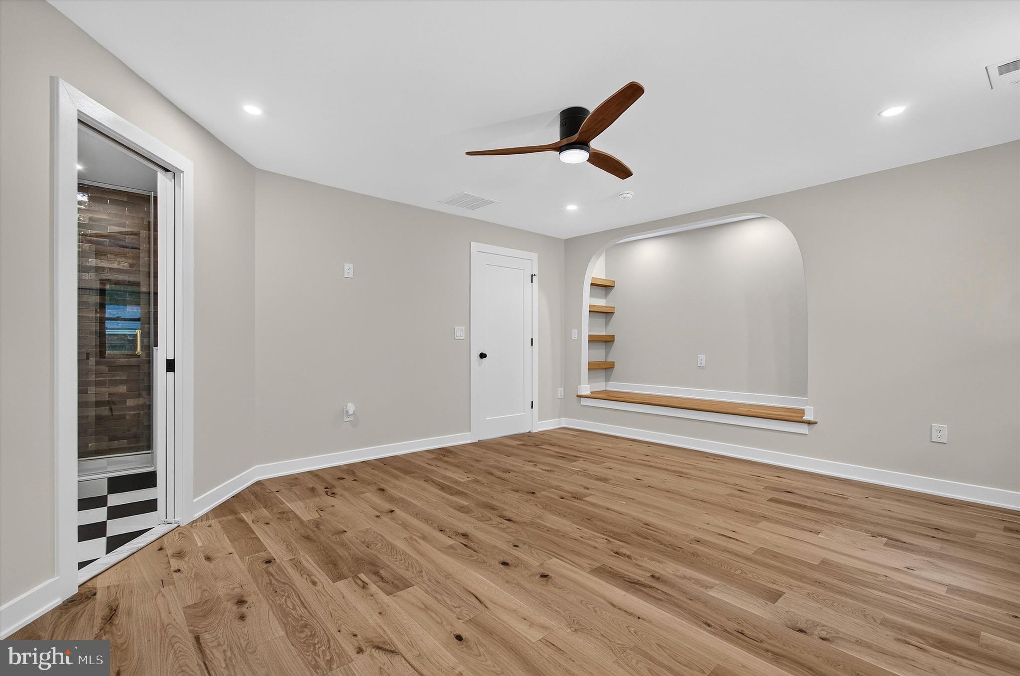 12365 Henderson Road Clifton, VA 20124 - Photo 25 of 82 Gallery Image 25