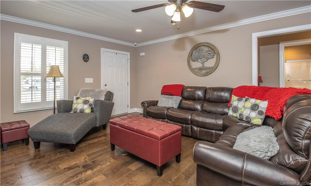 1365 Landsford Road, Unit 3 Edgemoor, SC 29712 - Photo 5 of 22