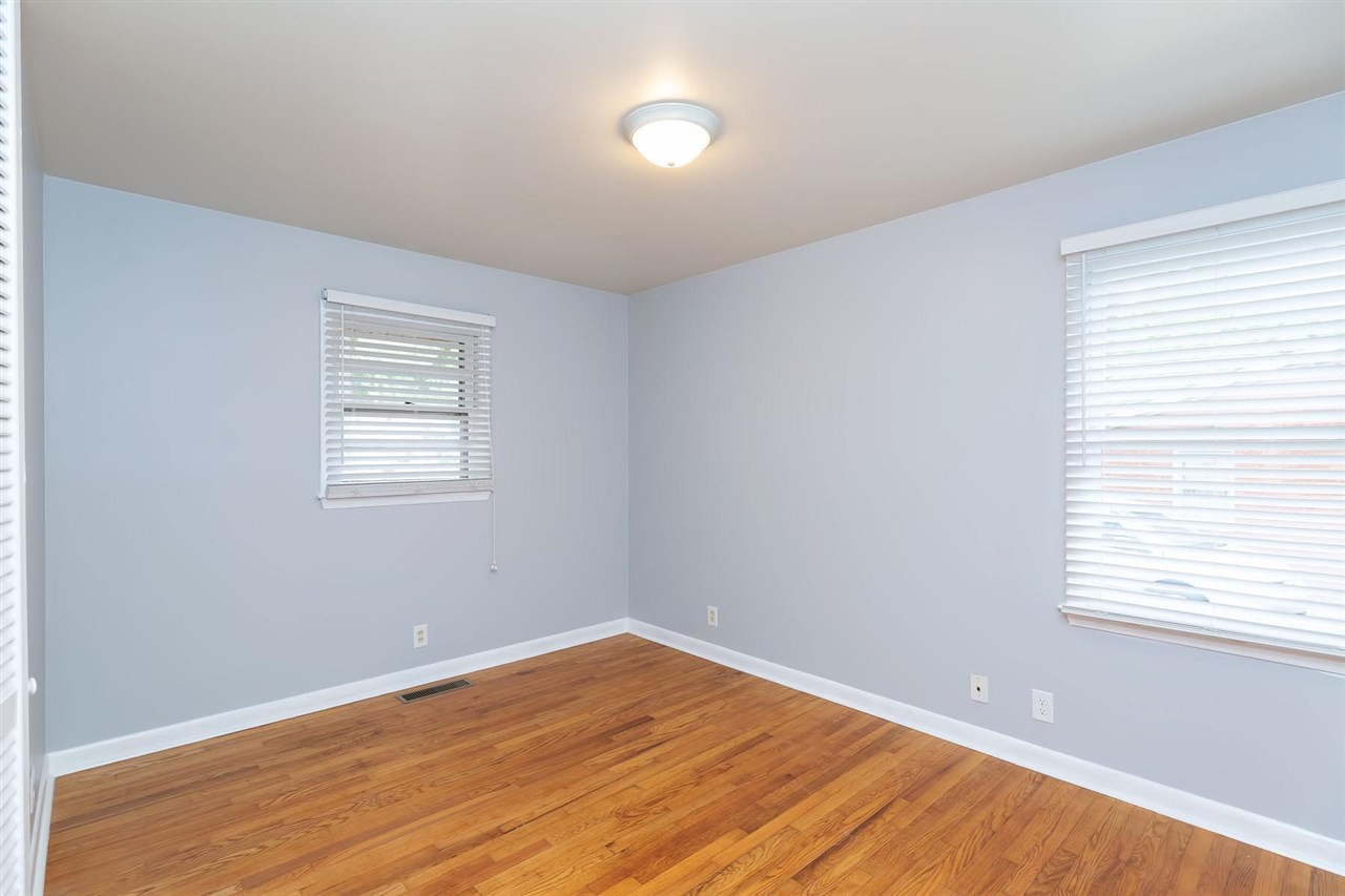 3332 Ashby Place Raleigh, NC 27604 - Photo 9 of 27 Photo 9