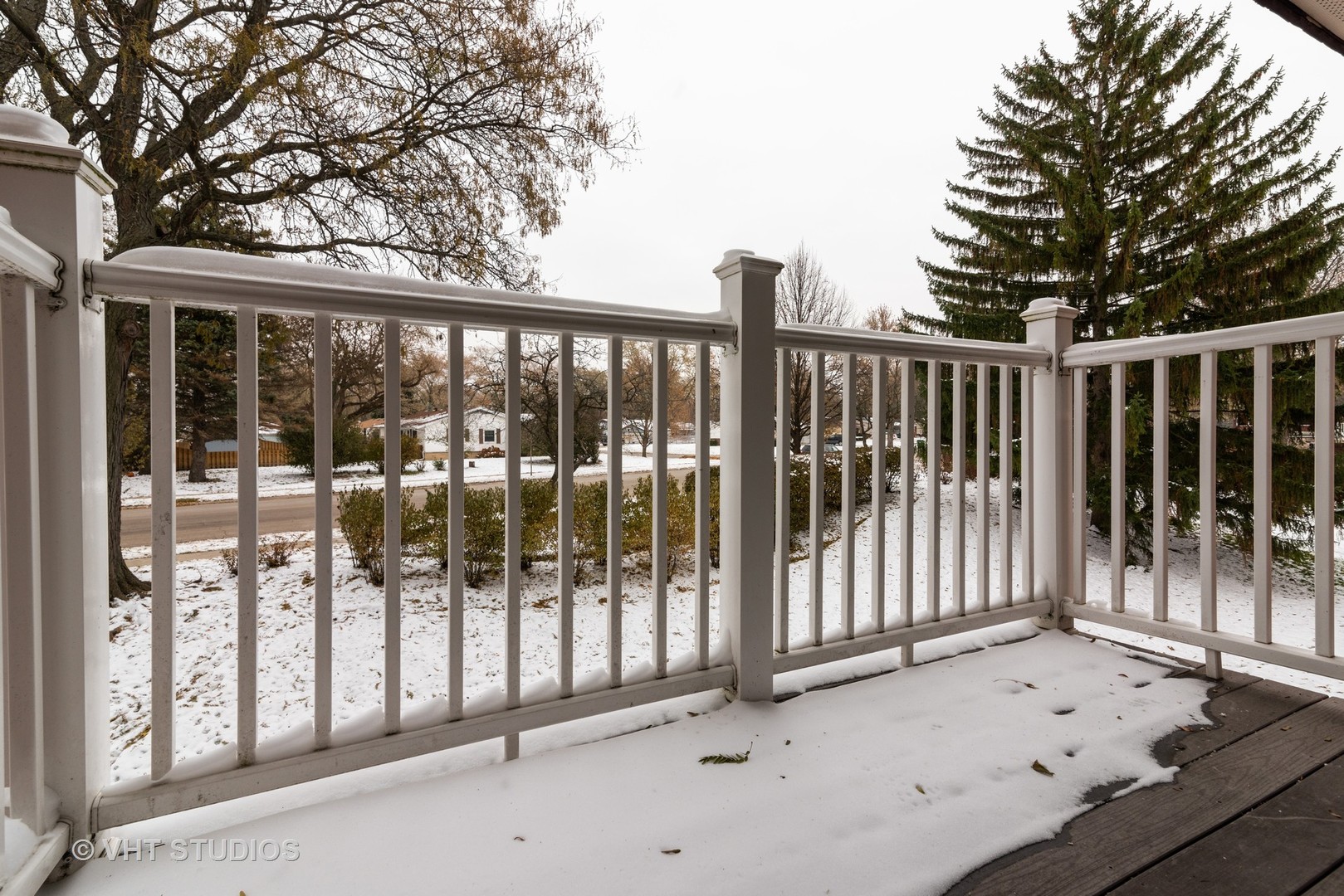 920 Ridge Square, Unit 216 Elk Grove Village, IL 60007 - Photo 9 of 12 a view of a black gate