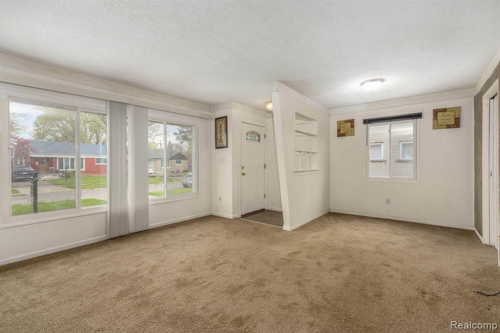 29881 Brooklane Street Inkster, MI 48141 - Photo 4 of 21