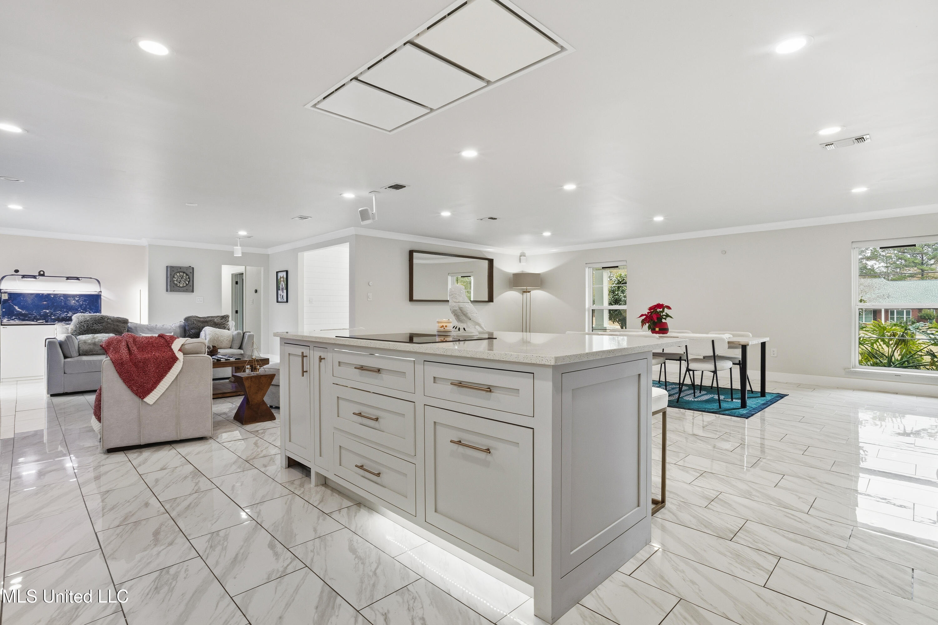 14247 North Swan Road Gulfport, MS 39503 - Photo 23 of 82 0027