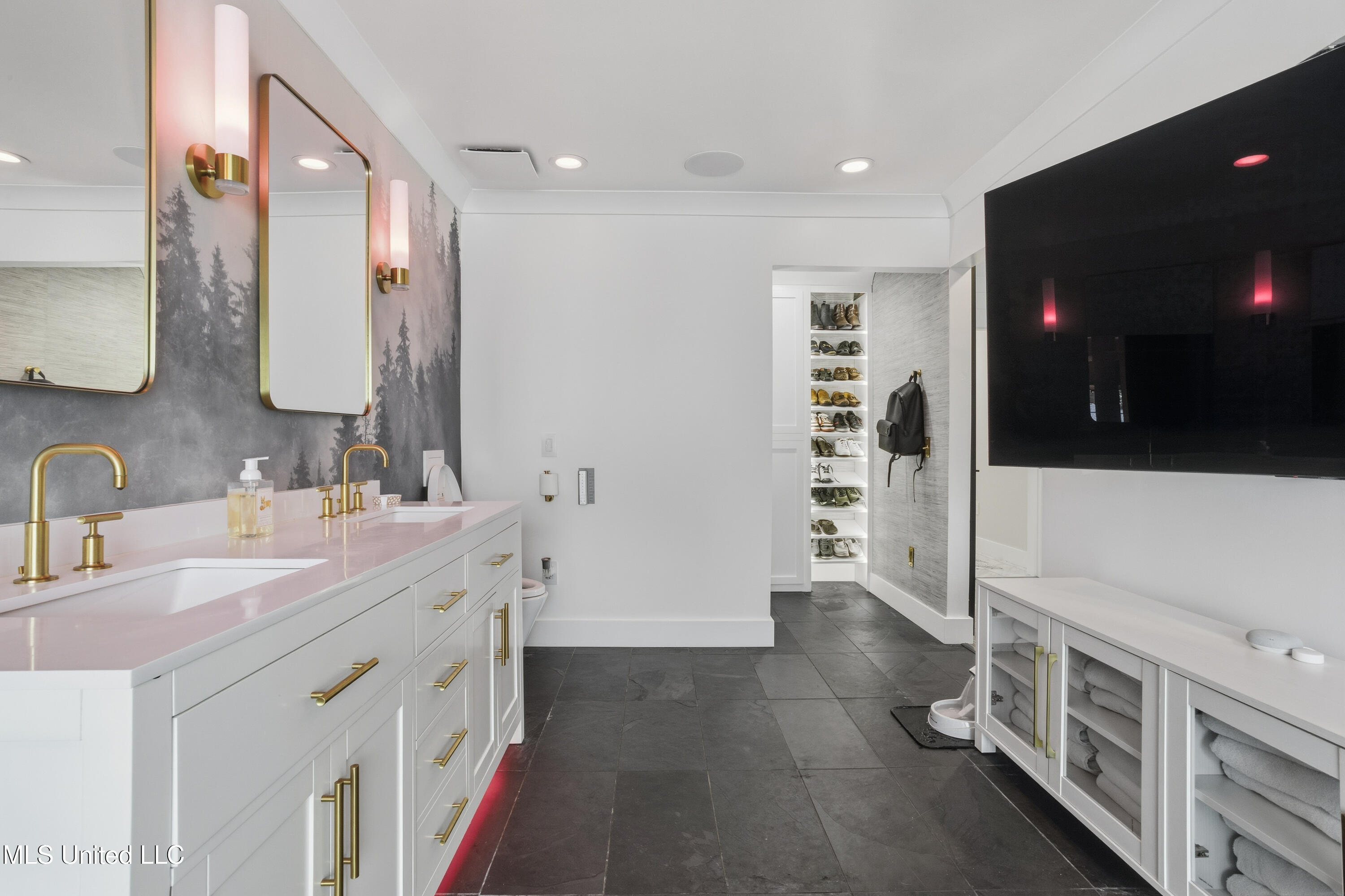 14247 North Swan Road Gulfport, MS 39503 - Photo 40 of 82 0045