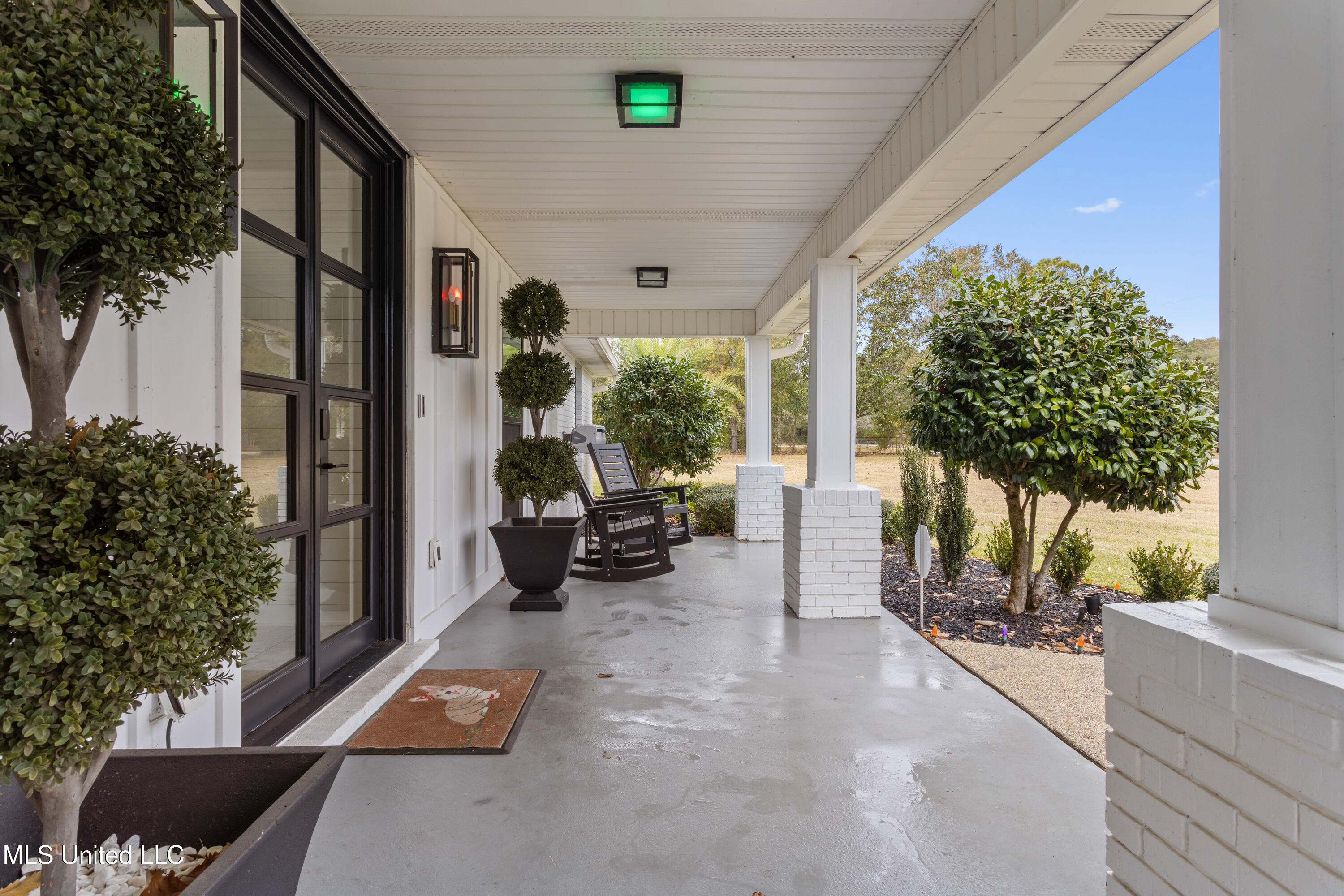 14247 North Swan Road Gulfport, MS 39503 - Photo 5 of 82 0008