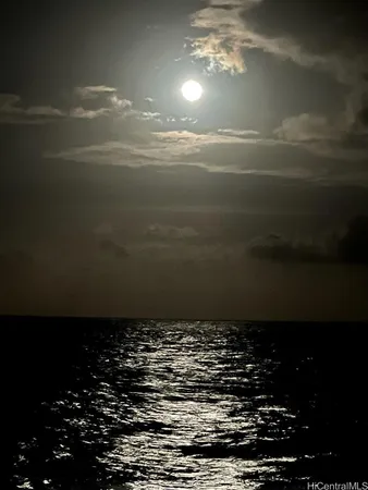 $2,800 | 51-170 Kamehameha Highway, Kaaawa, HI 96730