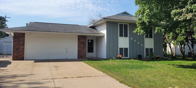 $2,495 | 8496 Harkness Road, Cottage Grove, MN 55016