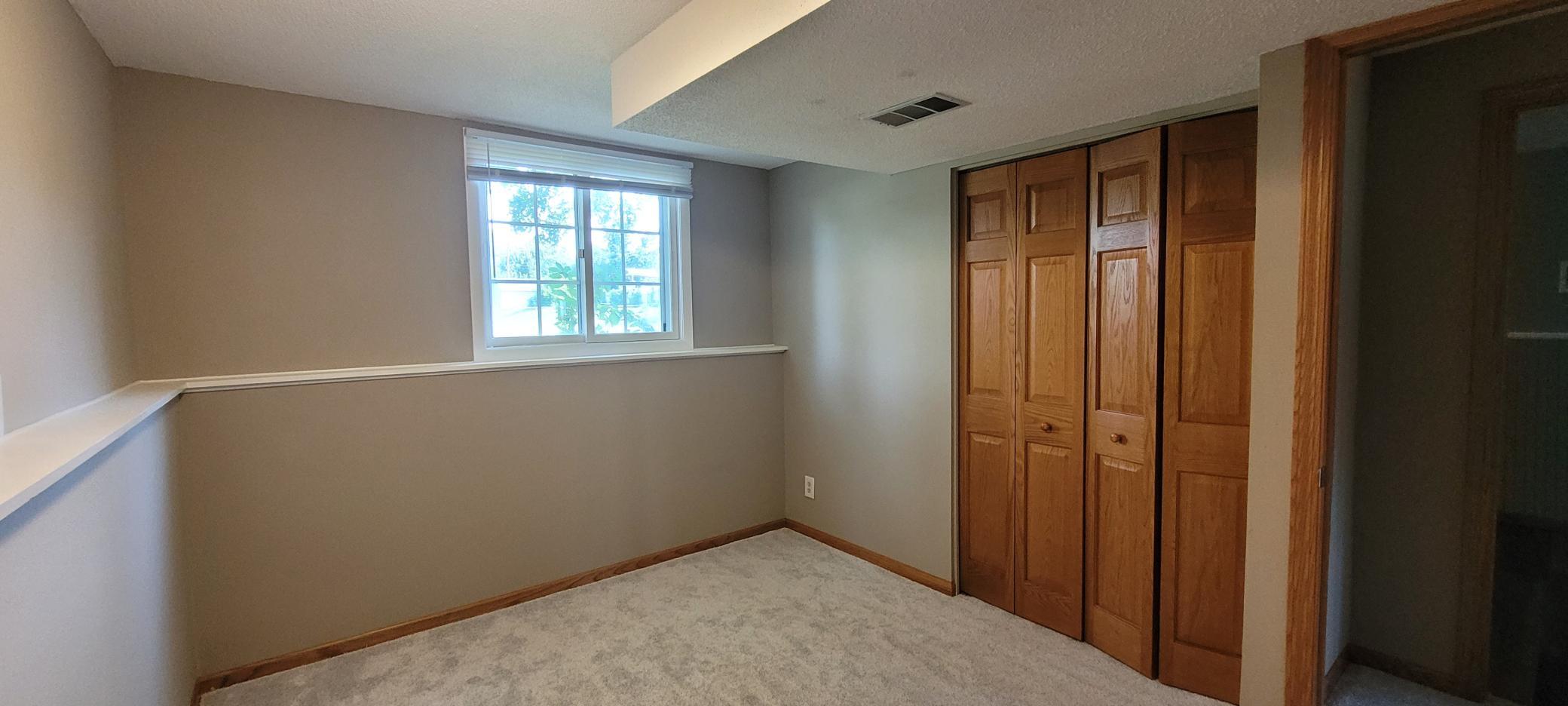 8496 Harkness Road Cottage Grove, MN 55016 - Photo 3 of 9