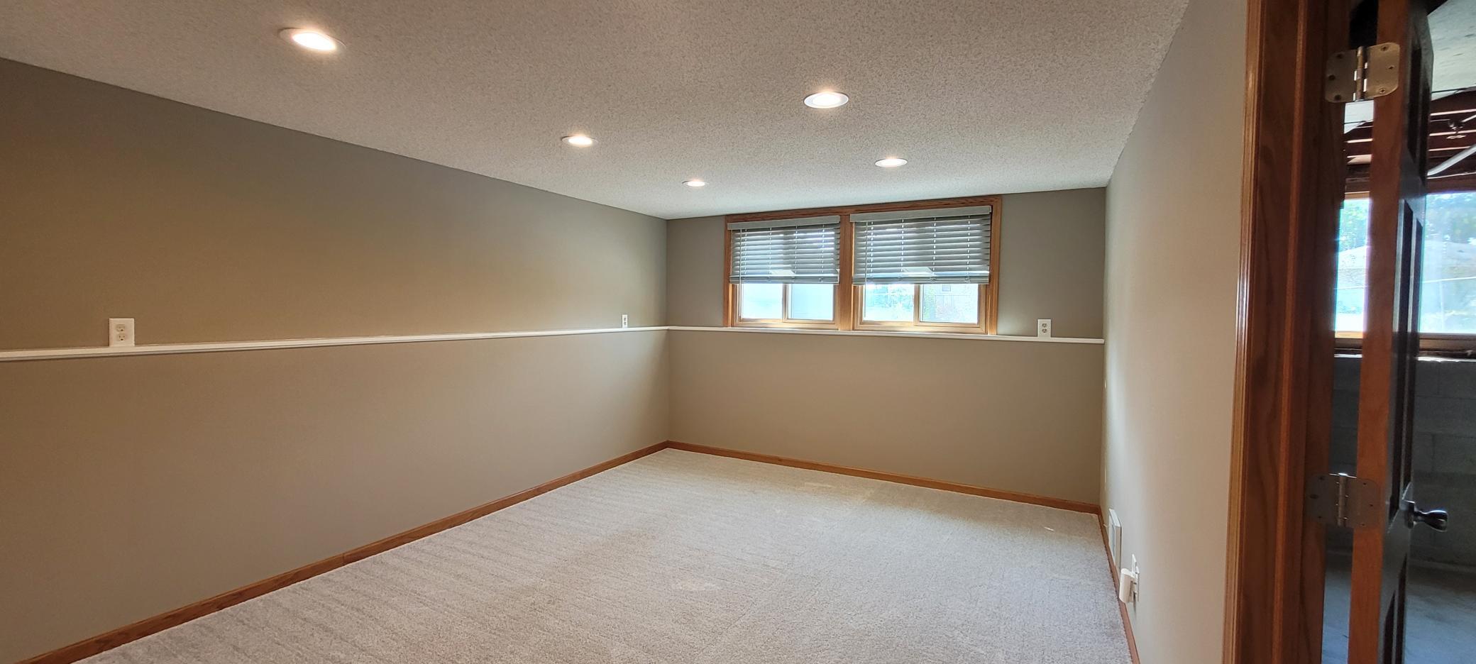 8496 Harkness Road Cottage Grove, MN 55016 - Photo 5 of 9