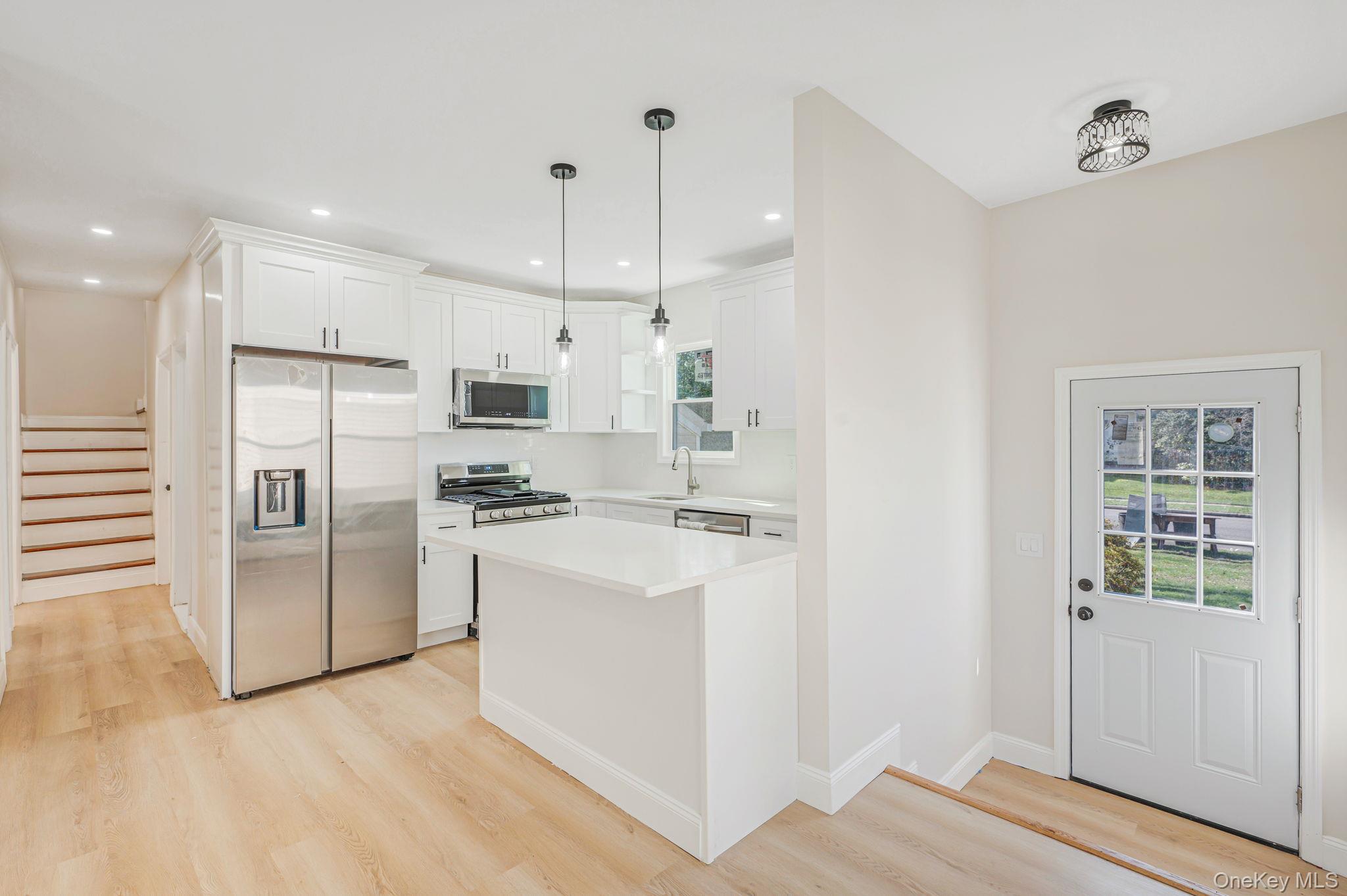 17 Riverside Street Amityville, NY 11701 - Photo 1 of 40