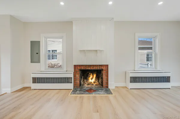 $700,000 | 17 Riverside Street, Amityville, NY 11701