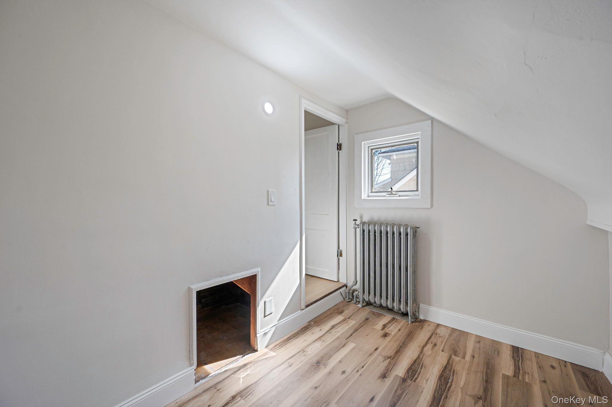 17 Riverside Street Amityville, NY 11701 - Photo 18 of 40