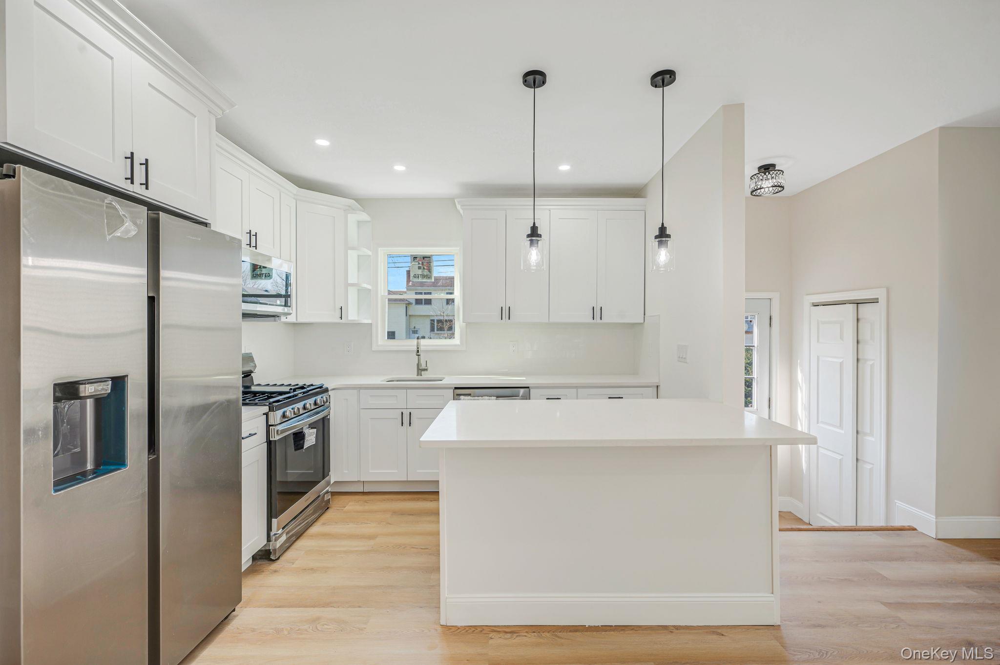 17 Riverside Street Amityville, NY 11701 - Photo 2 of 40