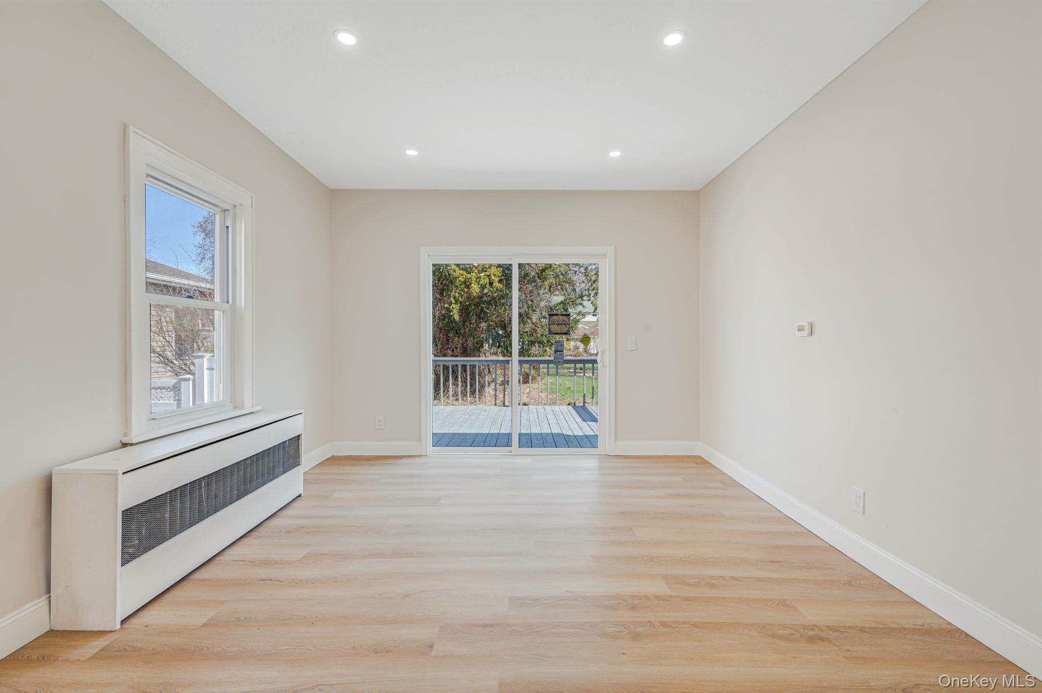 17 Riverside Street Amityville, NY 11701 - Photo 8 of 40