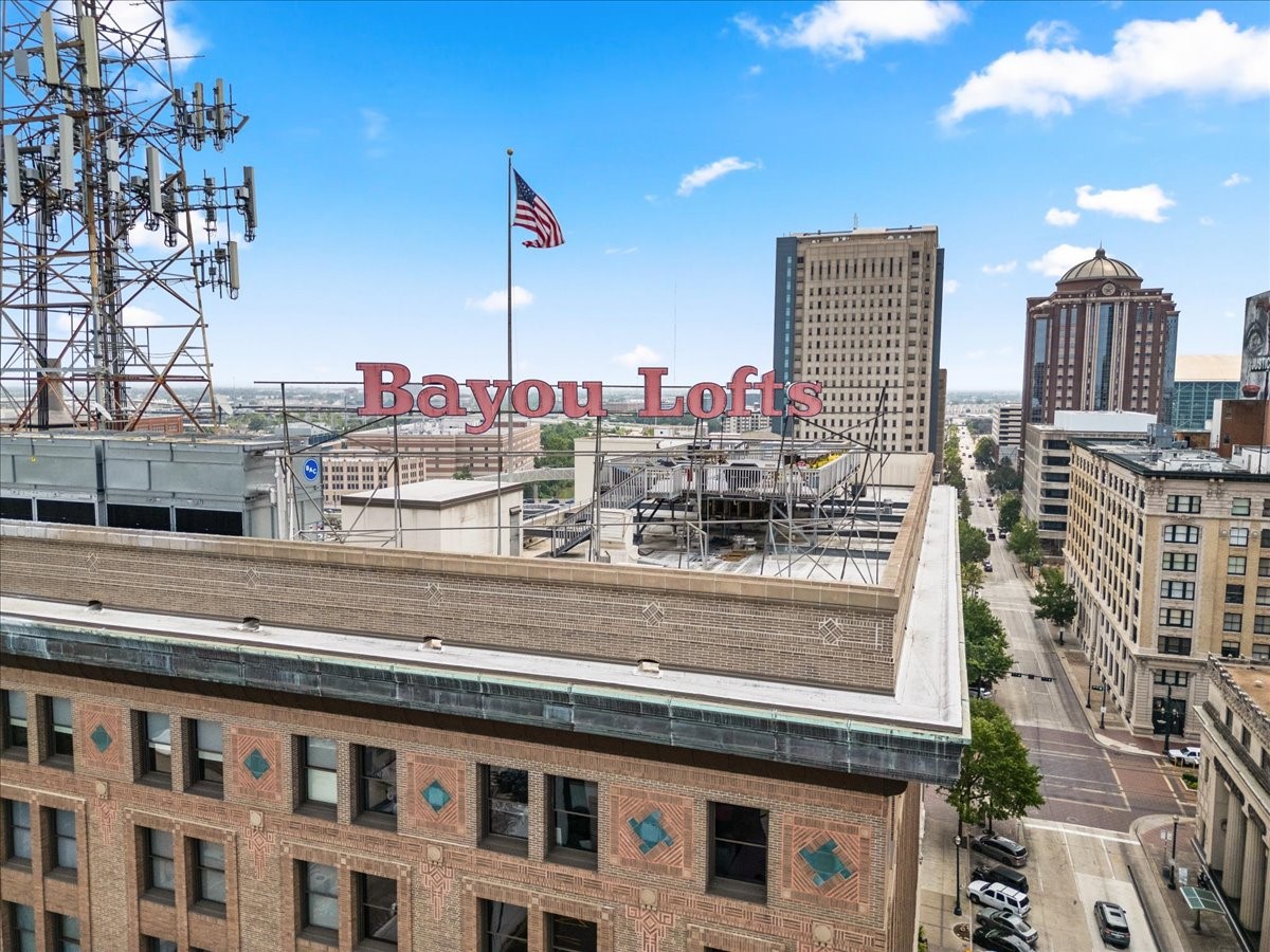 915 Franklin Street, Unit 9G Houston, TX 77002 - Photo 27 of 33