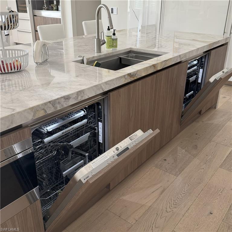 3190 Crayton Road Naples, FL 34103 - Photo 7 of 45 kitchen has 2 dishwashers