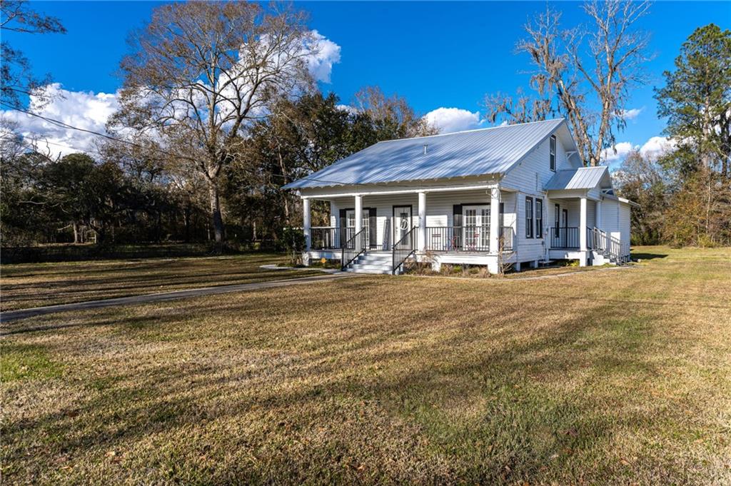 32053 2nd Street Springfield, LA 70462 - Photo 2 of 24