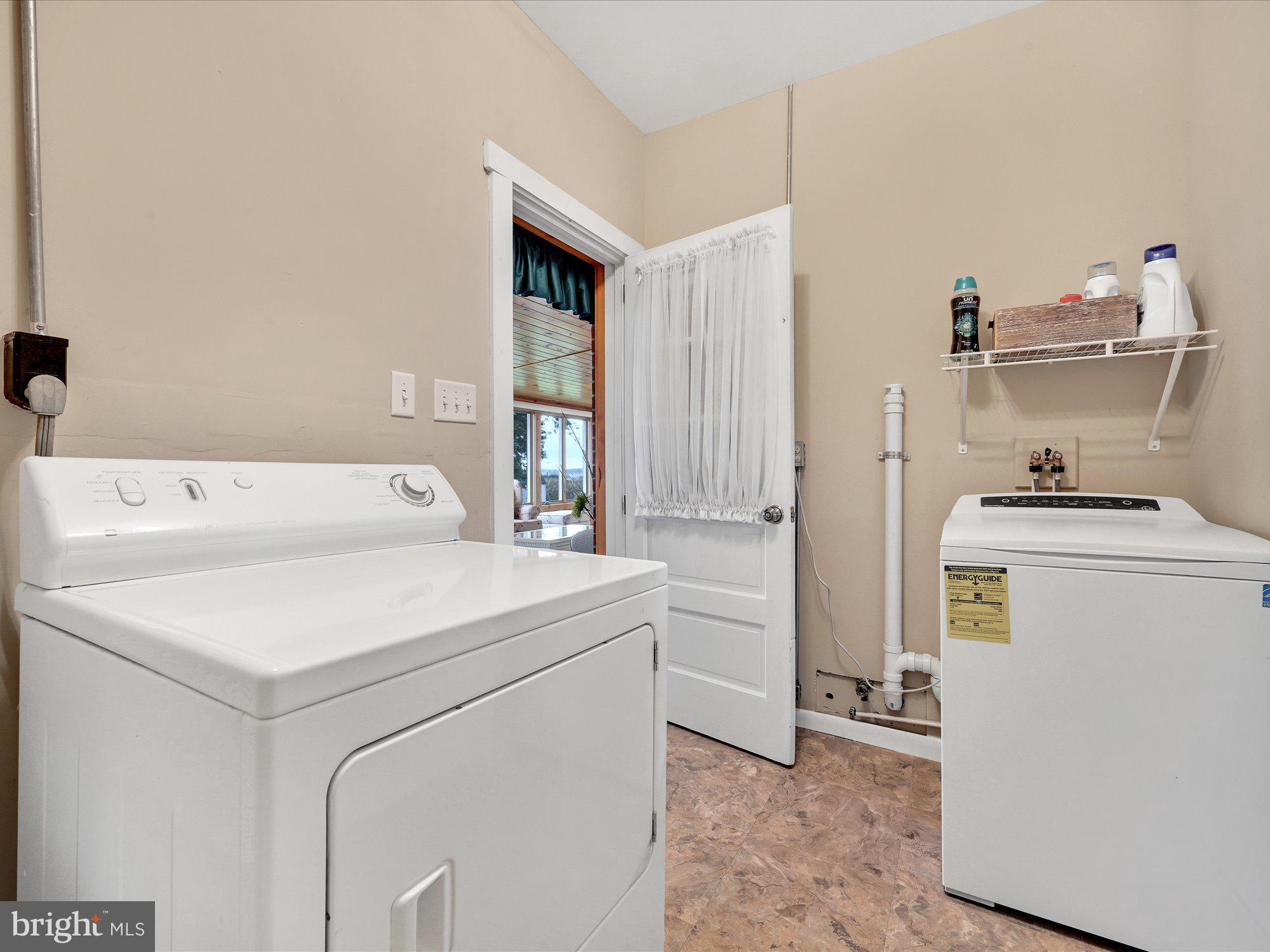 370 West Lexington Road Lititz, PA 17543 - Photo 22 of 33