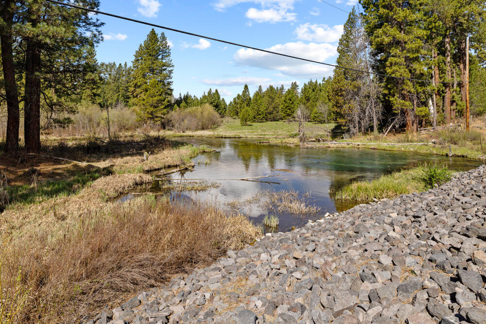 50205 Highway 62 Chiloquin, OR 97624 - Photo 36 of 44 Fort Creek