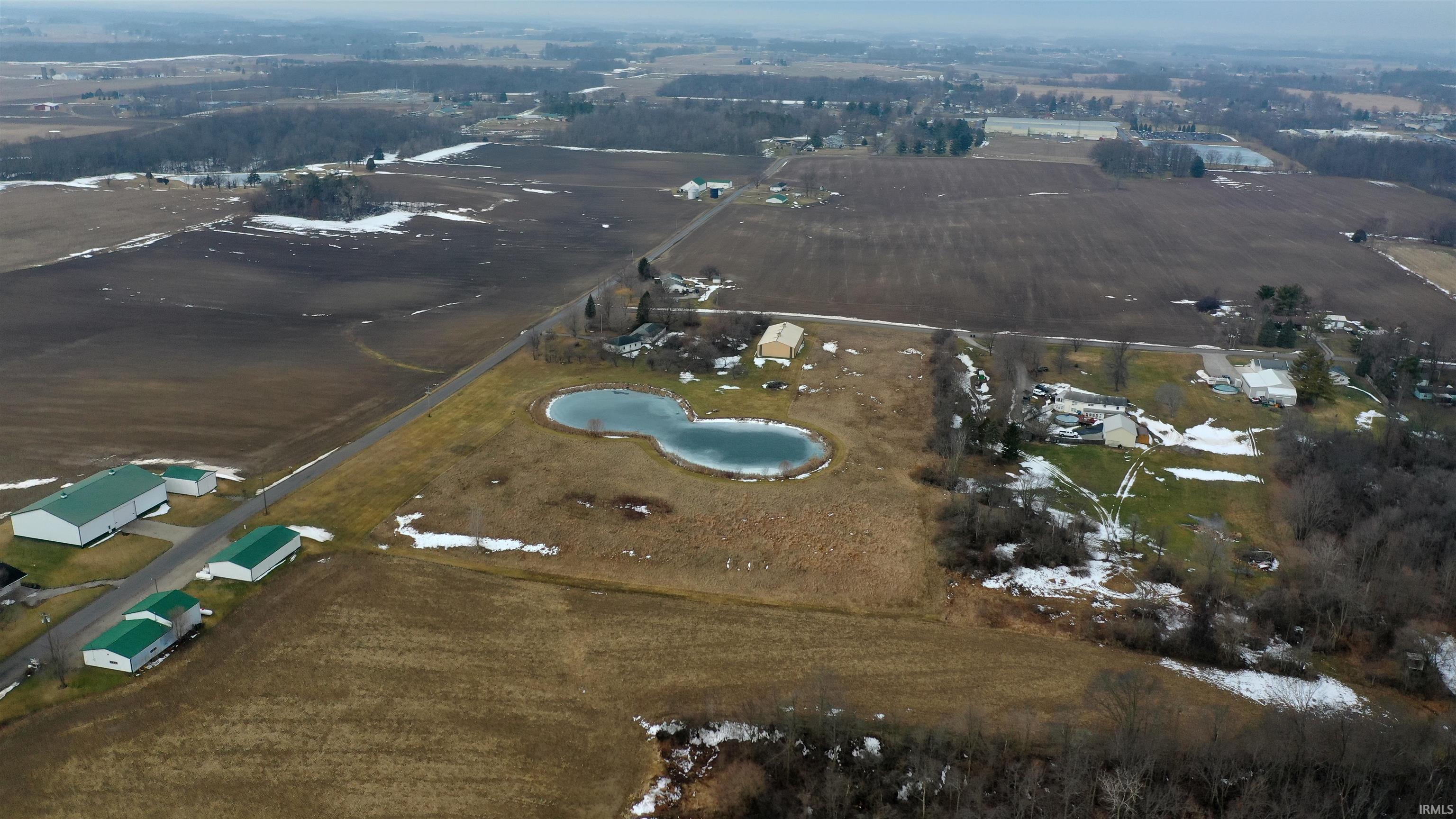 12126 Hyndman Road Churubusco, IN 46723 - Photo 2 of 5