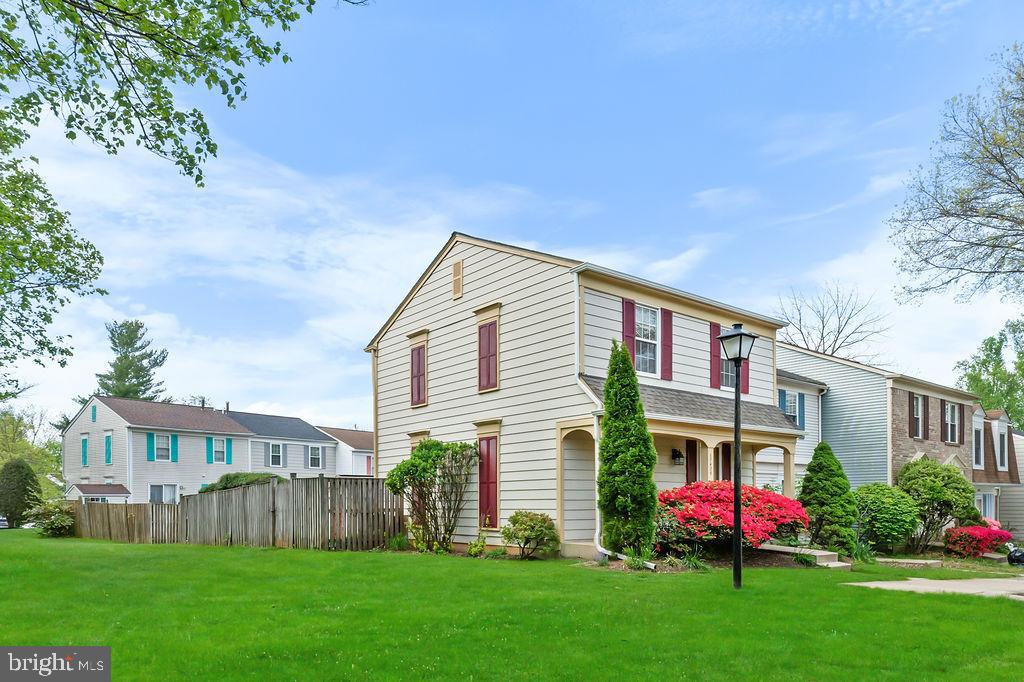 17429 Gallagher Way Olney, MD 20832 - Photo 3 of 30