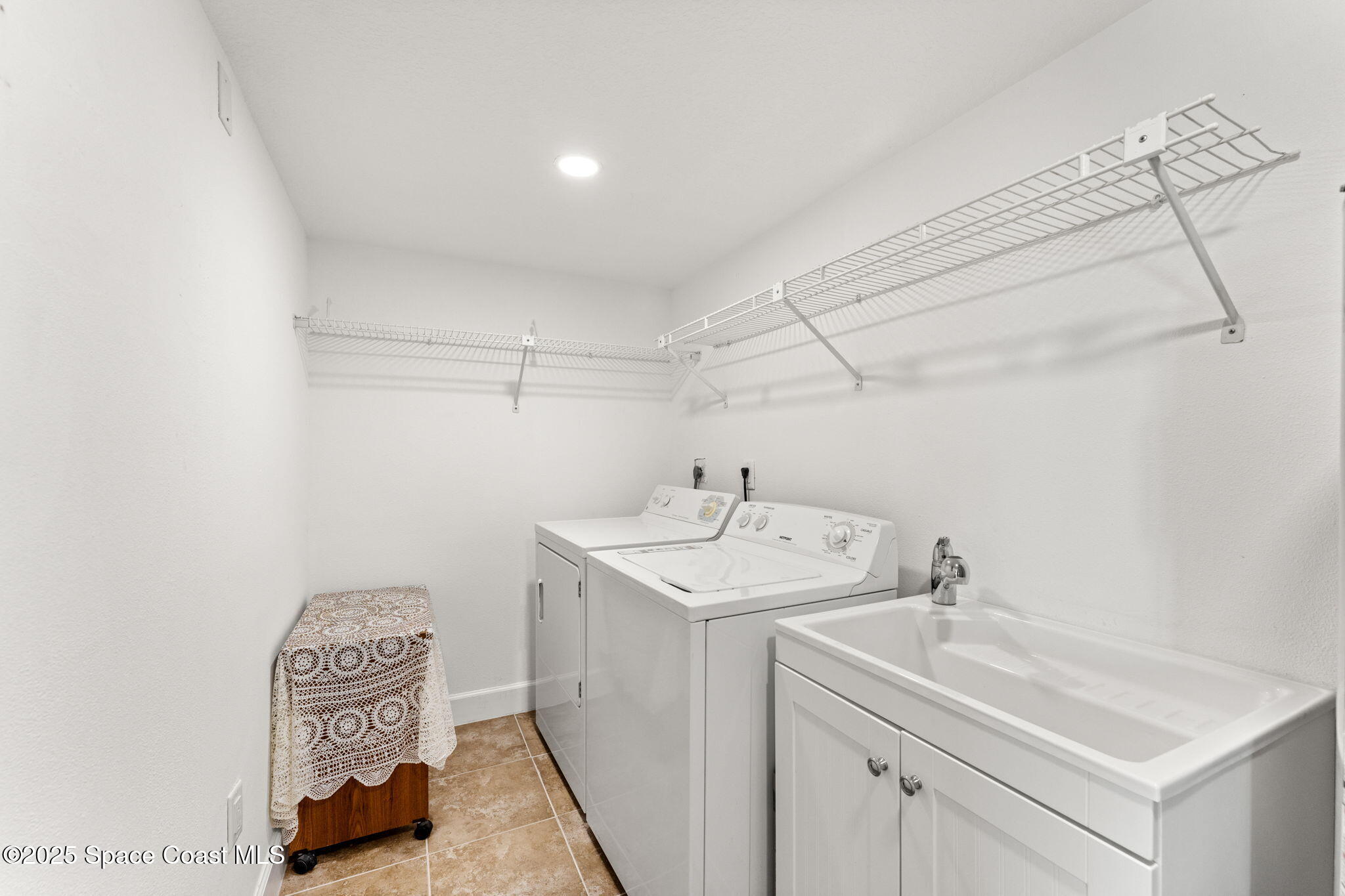 295 Florida A1A, Unit 306 Satellite Beach, FL 32937 - Photo 18 of 40 295 hwy a1a #306 (36)