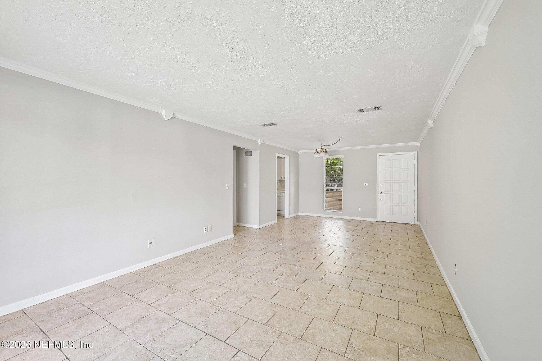 7-web-or-mls-El Prado Rd 4-S1709-007