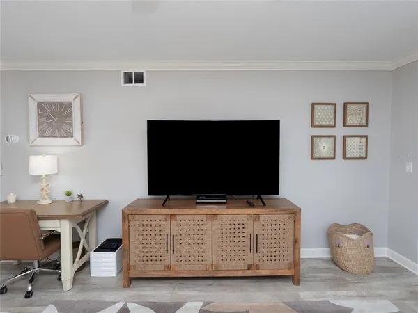 $225,000 | 5400 34th Street West, Unit 1B, Bradenton, FL 34210