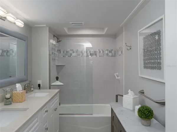 $225,000 | 5400 34th Street West, Unit 1B, Bradenton, FL 34210