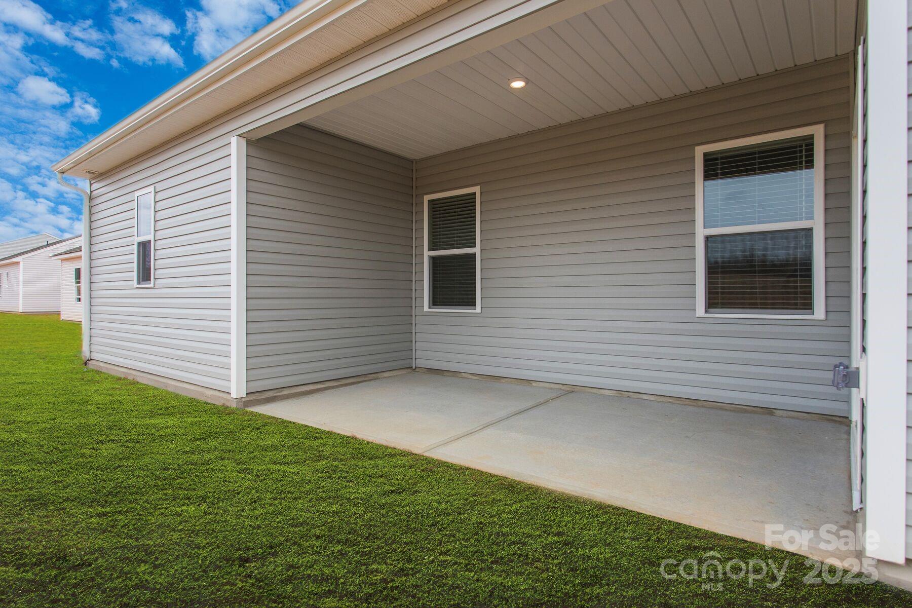 119 Rills Xing Way Troutman, NC 28166 - Photo 3 of 16 Gallery Image 3