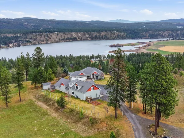 $1,559,900 | 18528 North Valley Road, Nine Mile Falls, WA 99026