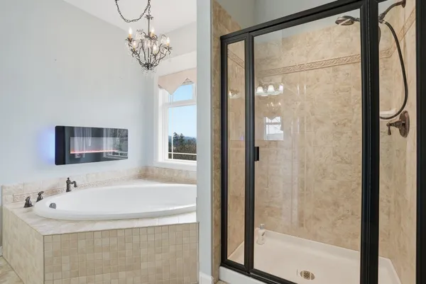 $1,559,900 | 18528 North Valley Road, Nine Mile Falls, WA 99026