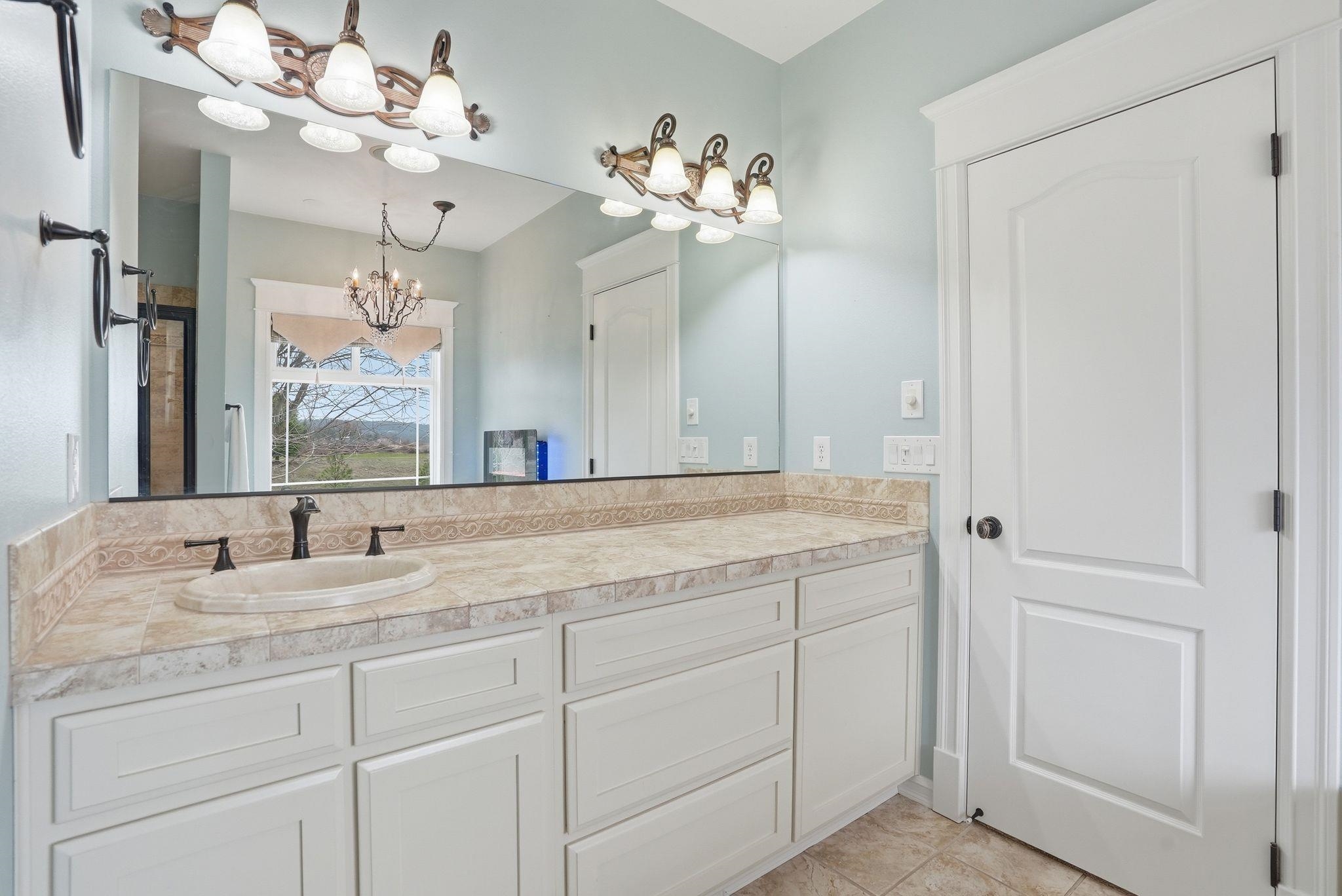 18528 North Valley Road Nine Mile Falls, WA 99026 - Photo 17 of 50