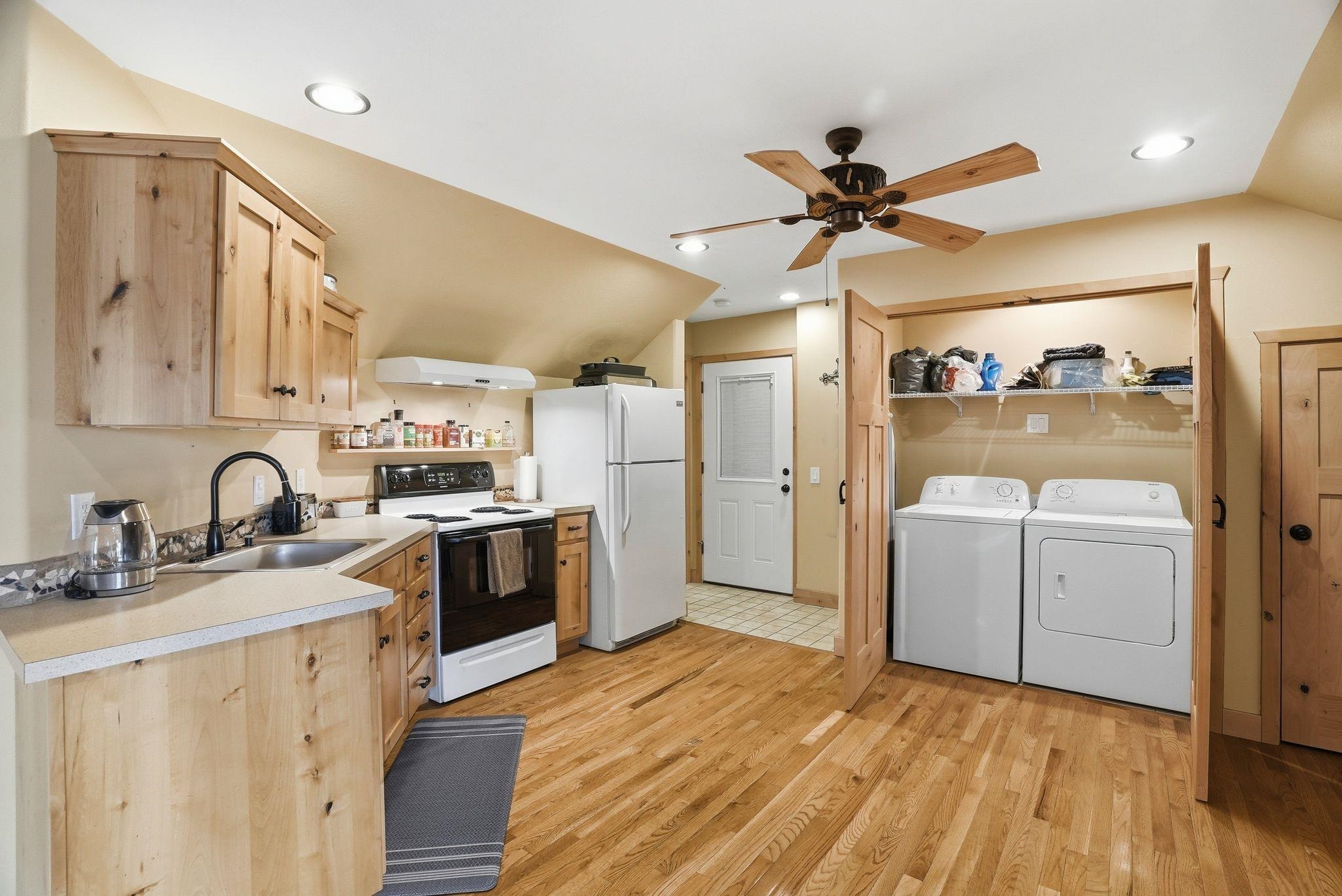 18528 North Valley Road Nine Mile Falls, WA 99026 - Photo 37 of 50