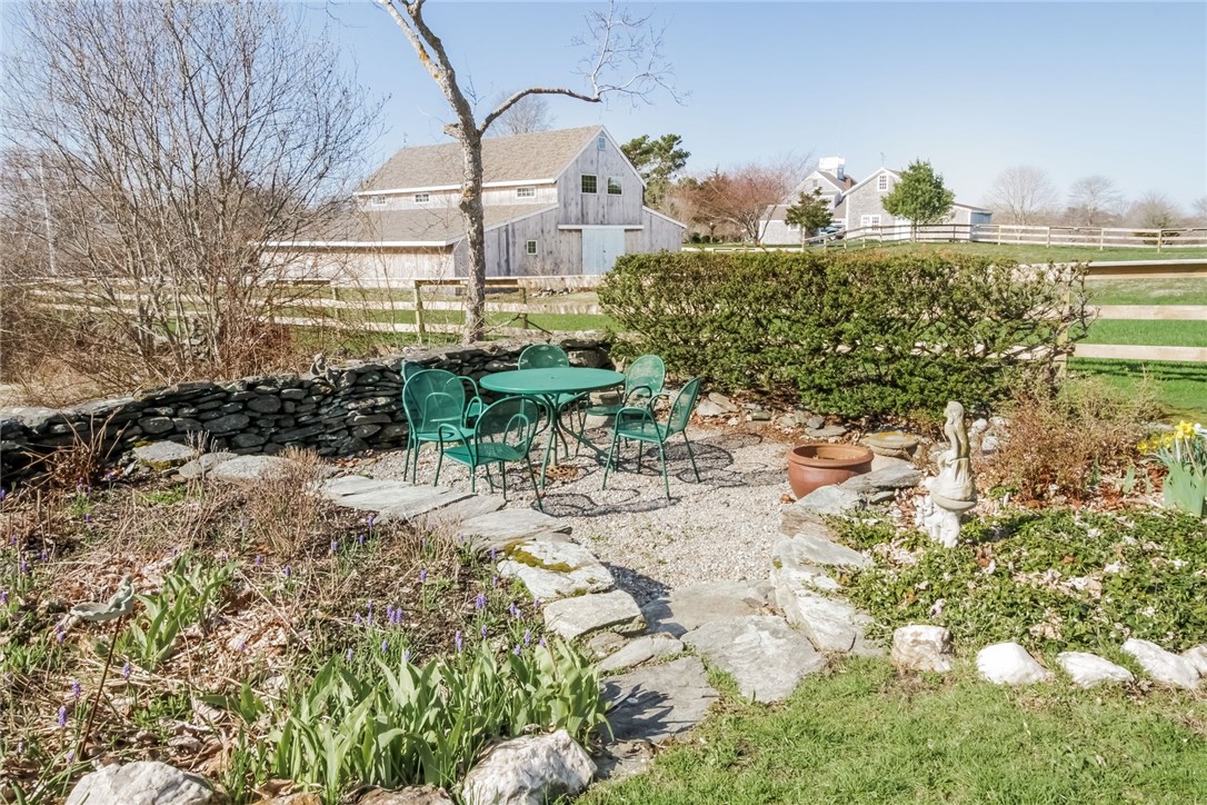 429 West Main Road Little Compton, RI 02837 - Photo 10 of 36