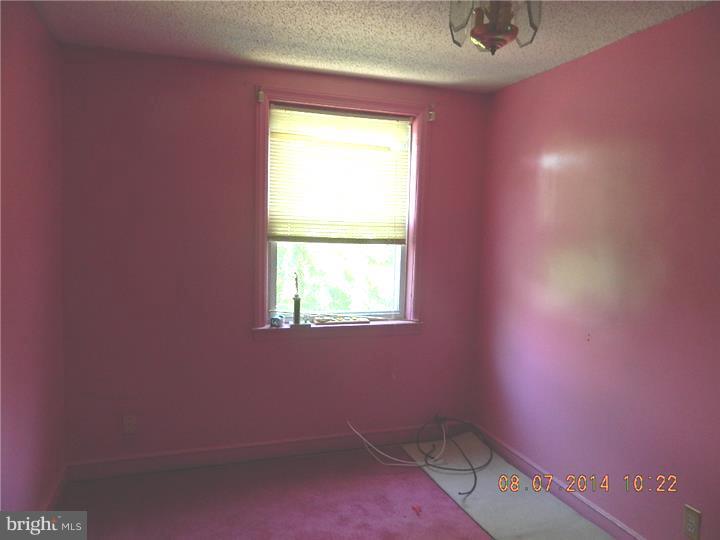 1071 South Merrimac Road Camden, NJ 08104 - Photo 14 of 21 Bedroom