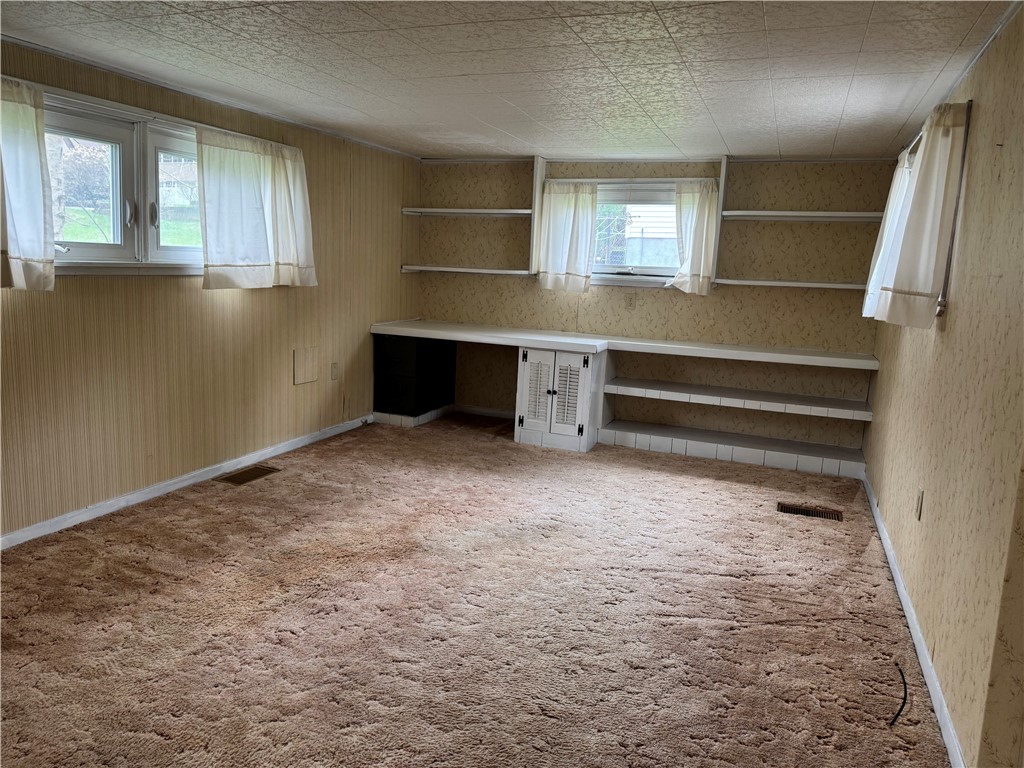 206 Watauga Avenue Corning, NY 14830 - Photo 15 of 18