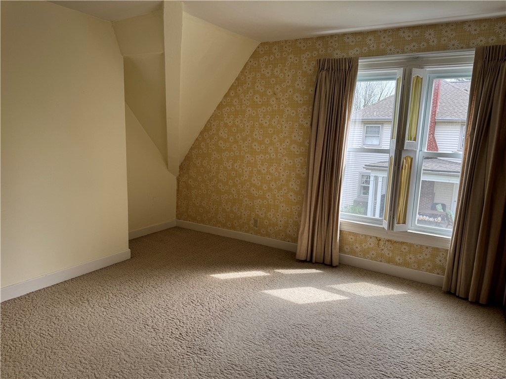 206 Watauga Avenue Corning, NY 14830 - Photo 9 of 18