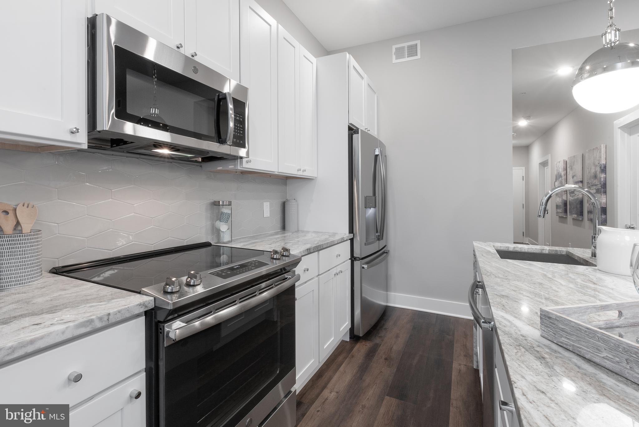 1555 Ridge Avenue, Unit 202 Philadelphia, PA 19130 - Photo 4 of 13