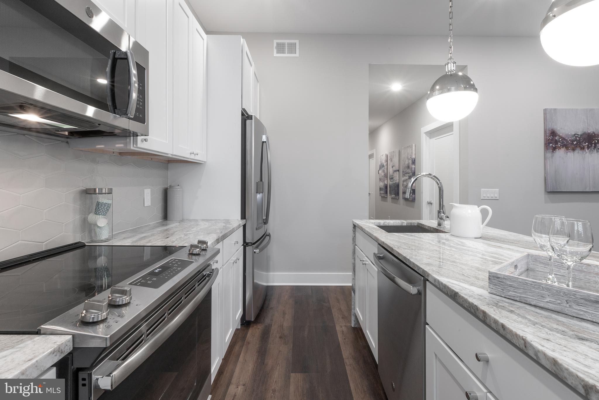 1555 Ridge Avenue, Unit 202 Philadelphia, PA 19130 - Photo 6 of 13