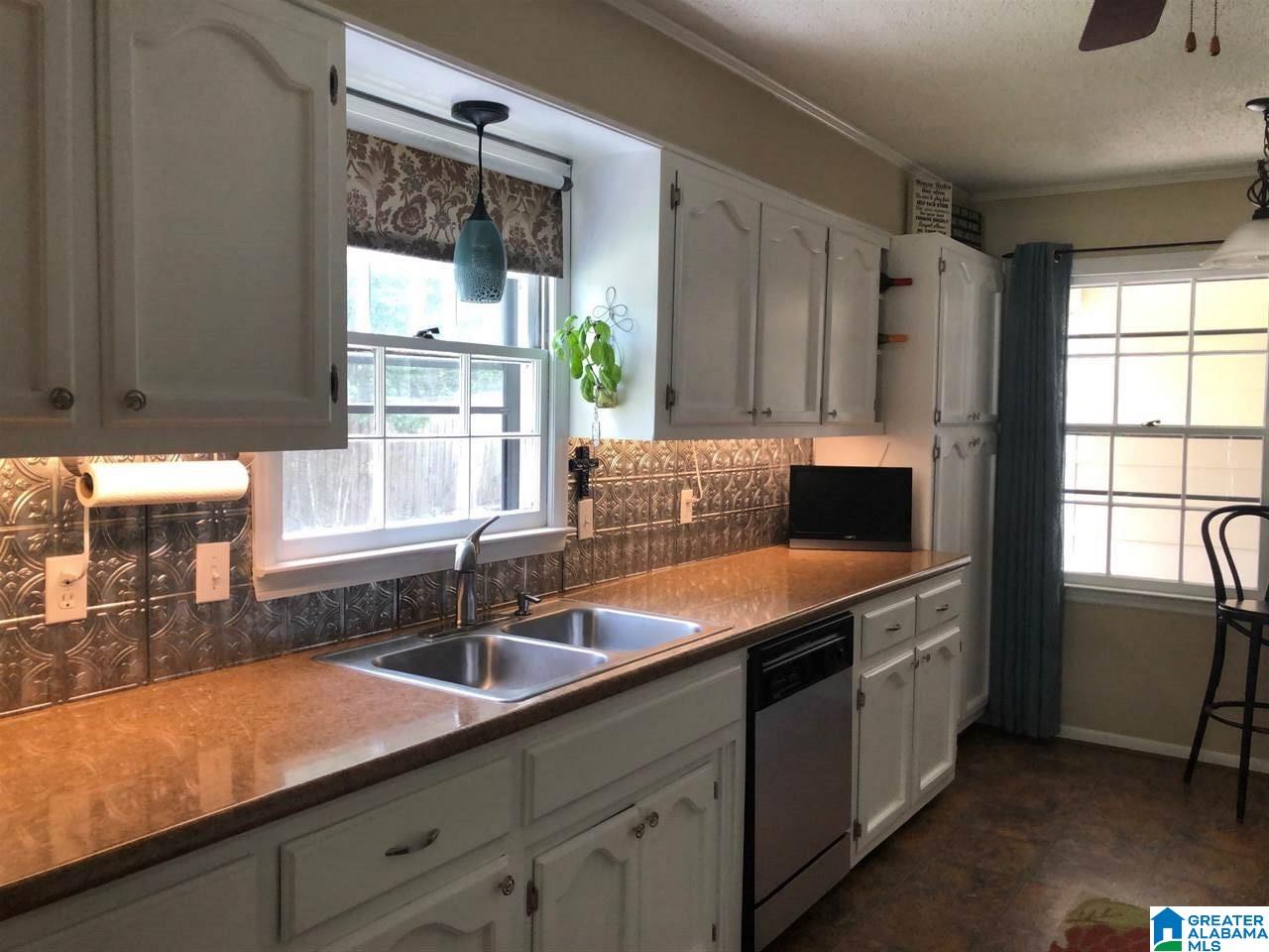 3493 Hurricane Road Birmingham, AL 35226 - Photo 5 of 24